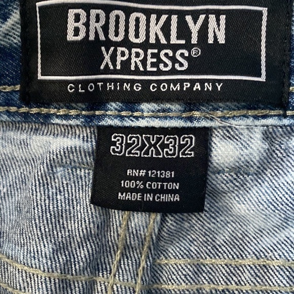 Brooklyn Xpress Clothing Co. Distressed Jeans - Picture 8 of 10